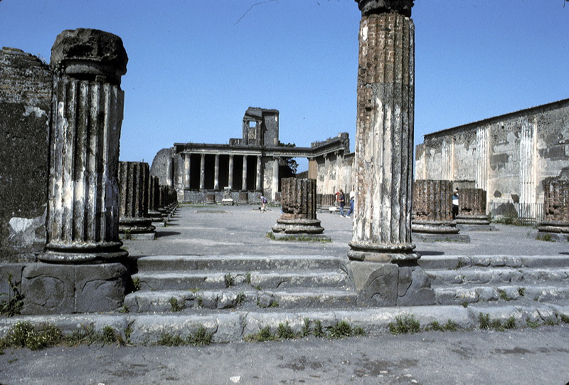 a01.jpg